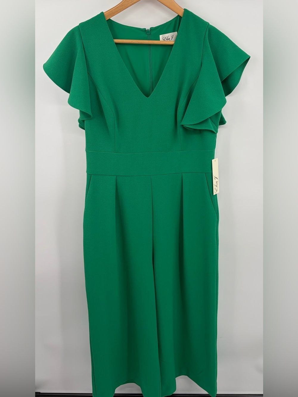 Eliza J ruffle sleeve crepe green wide leg v-neck jumpsuit women’s 10 NWT